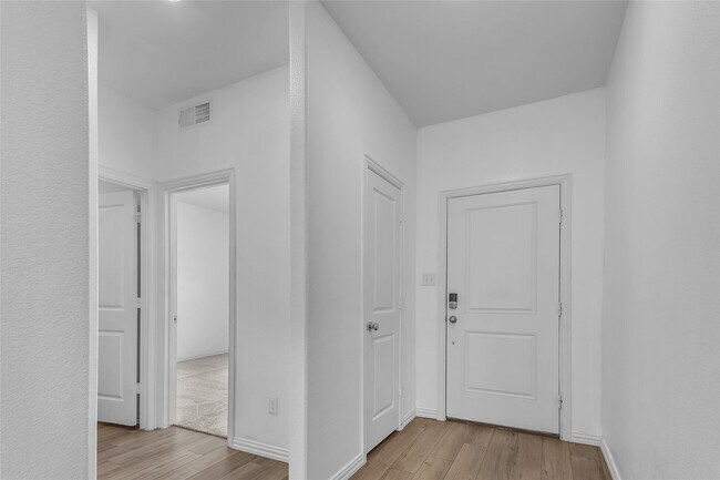Building Photo - 1550 Gentle Night Dr