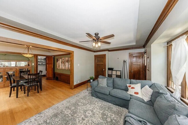 Building Photo - DG-1549/1551 N 57th Street