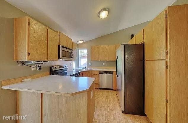 Building Photo - 3 br, 3 bath House - 22447 15th Ave S