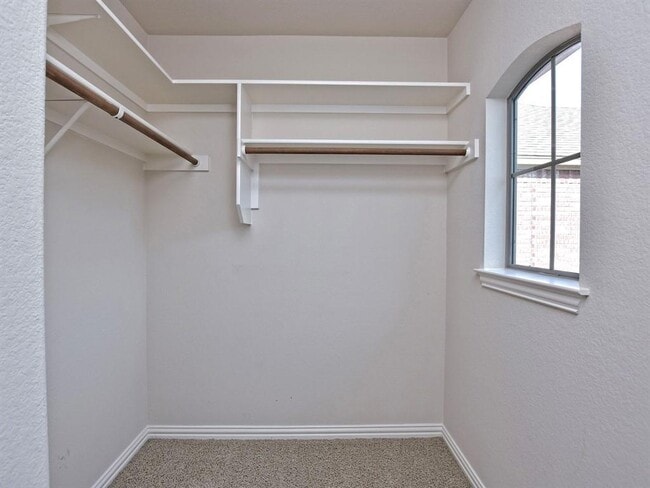 Building Photo - 12522 Enchanted Forest Dr