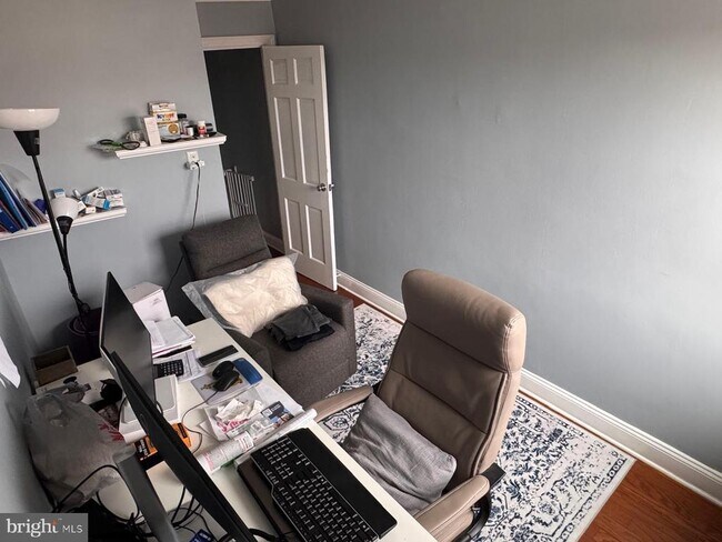 Building Photo - 251 Childs Ave