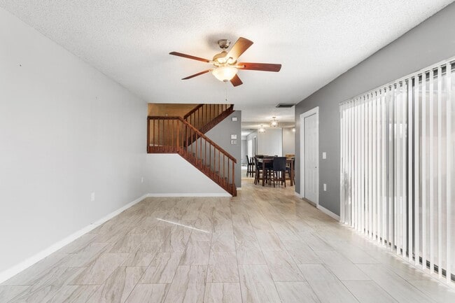 Building Photo - 2410 24th Way