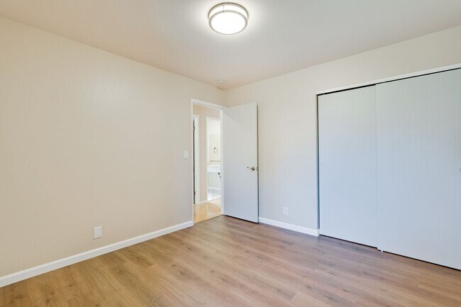 Building Photo - Charming 1,780 Sq Ft 4 bedroom 2 bath home in South San Jose