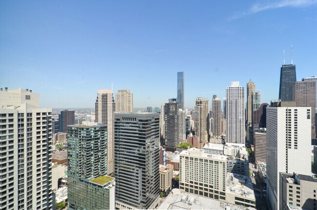 Building Photo - 405 N Wabash Ave