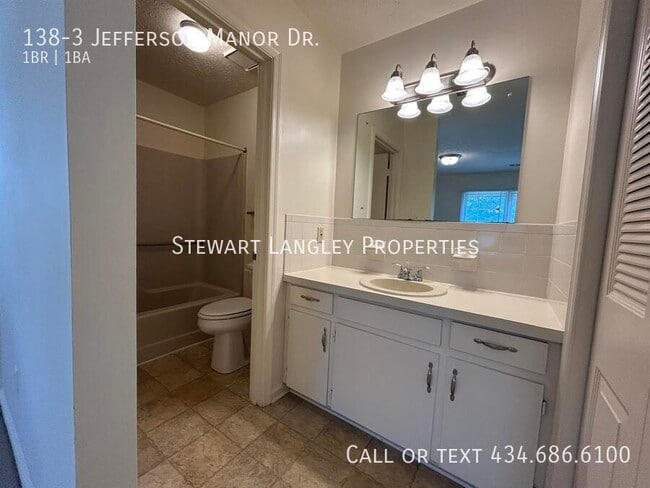 Building Photo - 138 Jefferson Manor Dr