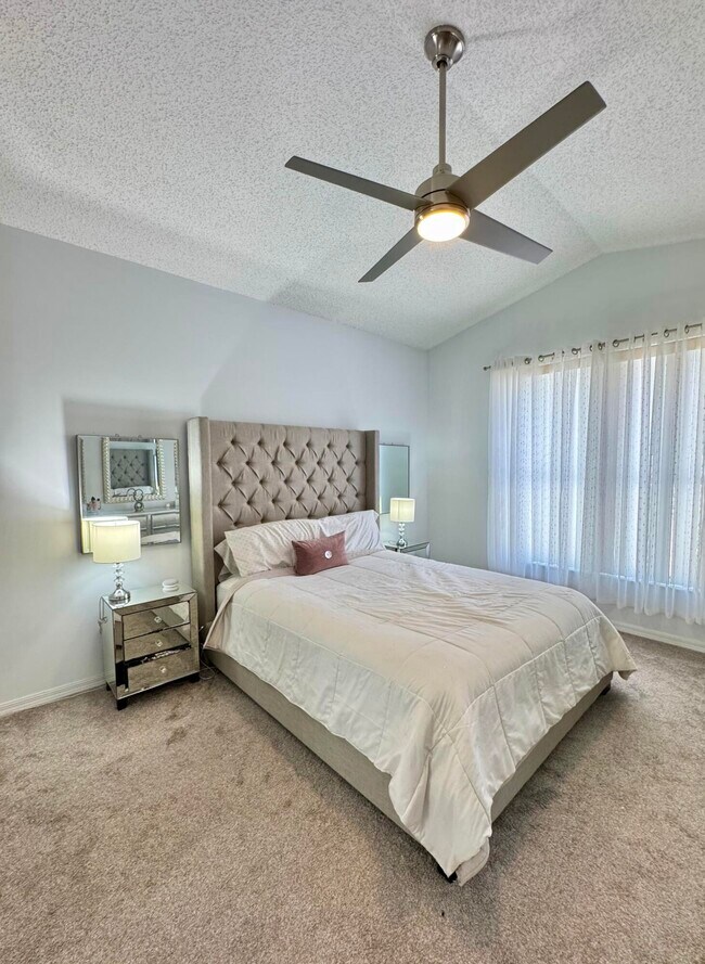 Building Photo - 6752 Green Island Cir