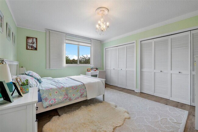 Building Photo - 604 Stanton Dr