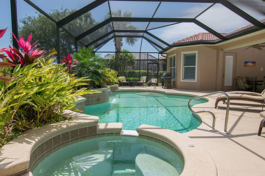 Building Photo - 8978 Mustang Island Cir