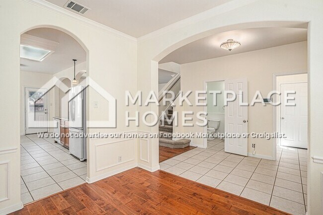 Building Photo - 200 Frontier Cove