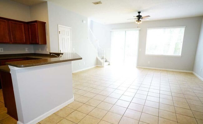 Building Photo - 605 Mount Olympus Blvd