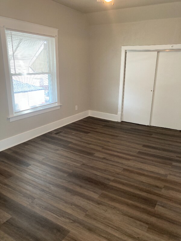 Building Photo - 4244 Baring Ave