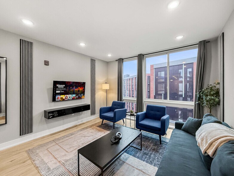 Primary Photo - 626 N Delaware Ave