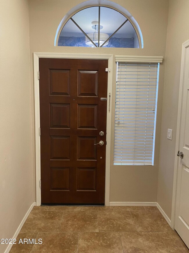 Building Photo - 7823 W Julie Dr