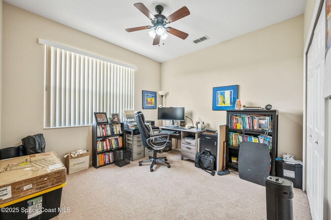Building Photo - 1749 Tullagee Ave