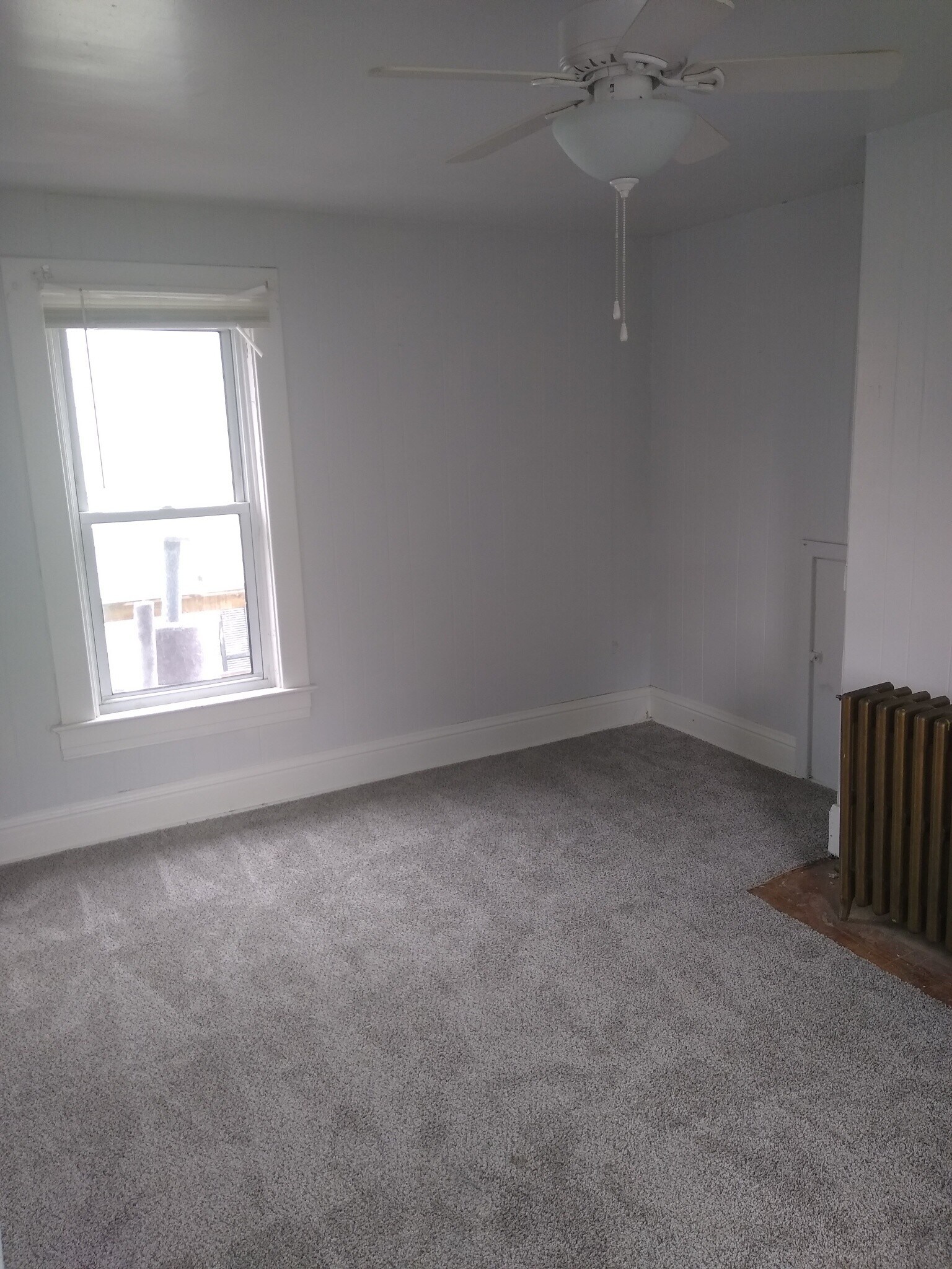 Building Photo - 517 4th St