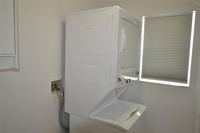 Building Photo - 4020 Casa Del Sol Way