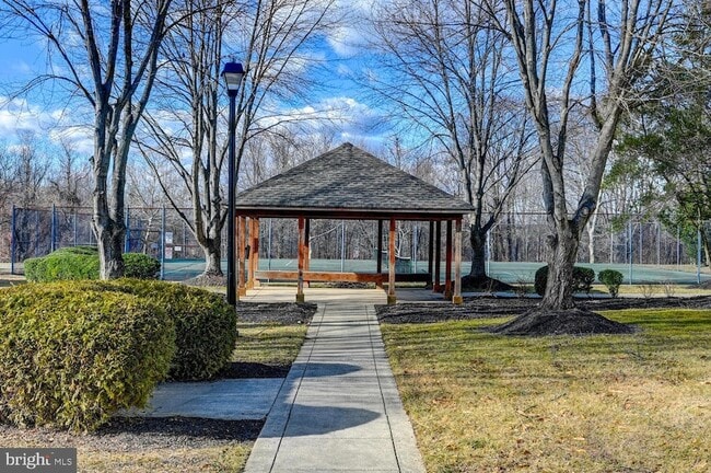 Building Photo - 1301 Sheridan Pl