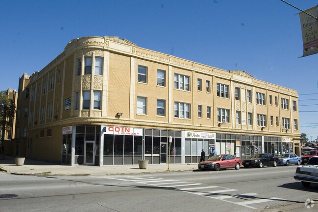 Building Photo - 7845-7859 S Avalon Ave