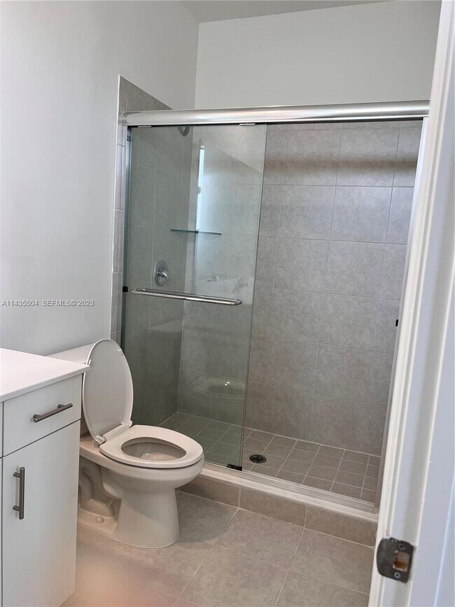 Building Photo - NEW CONSTRUCTION!!!! AMAIZING LOCATION!!!