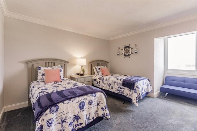 Building Photo - 1125 W Peppertree Dr