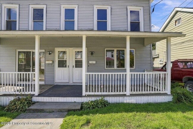 Building Photo - 763 Jackson Ave