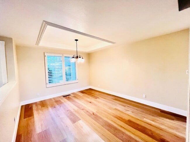 Building Photo - NEWLY RENOVATED- 4BD/2BA, Single-Family Home in Twin Creeks Area of San Ramon- Available NOW!