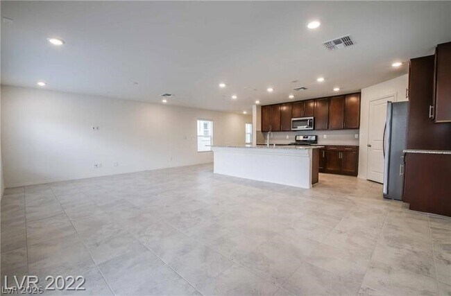 Building Photo - 8171 Calpena Ave
