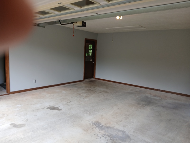 Building Photo - 1850 Brandy Dr SE