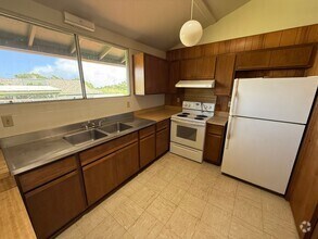 Building Photo - 3 Bedroom / 2 Bathroom Home in Makawao!