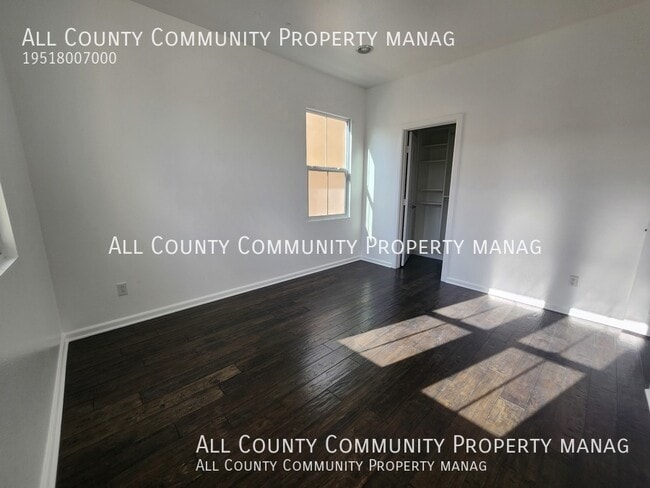 Building Photo - 43 Los Indios