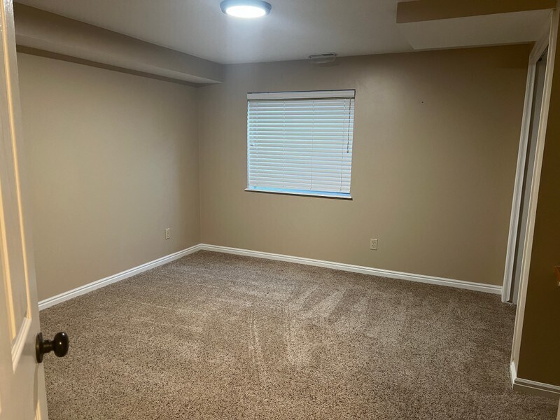 Building Photo - 1324 S 175 E