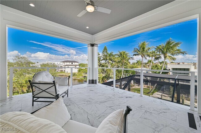 Building Photo - 27570 Tarpon Way