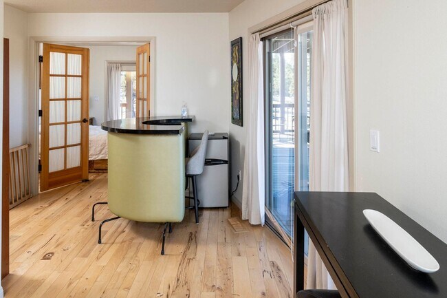 Building Photo - Beautiful Home in the Country with Views, ...