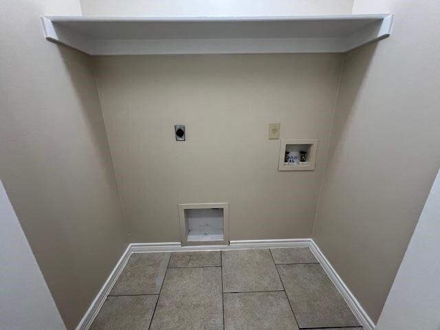Building Photo - 2720 Camelot Dr