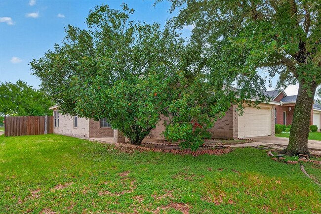 Building Photo - 17230 Hollow Sands Ct