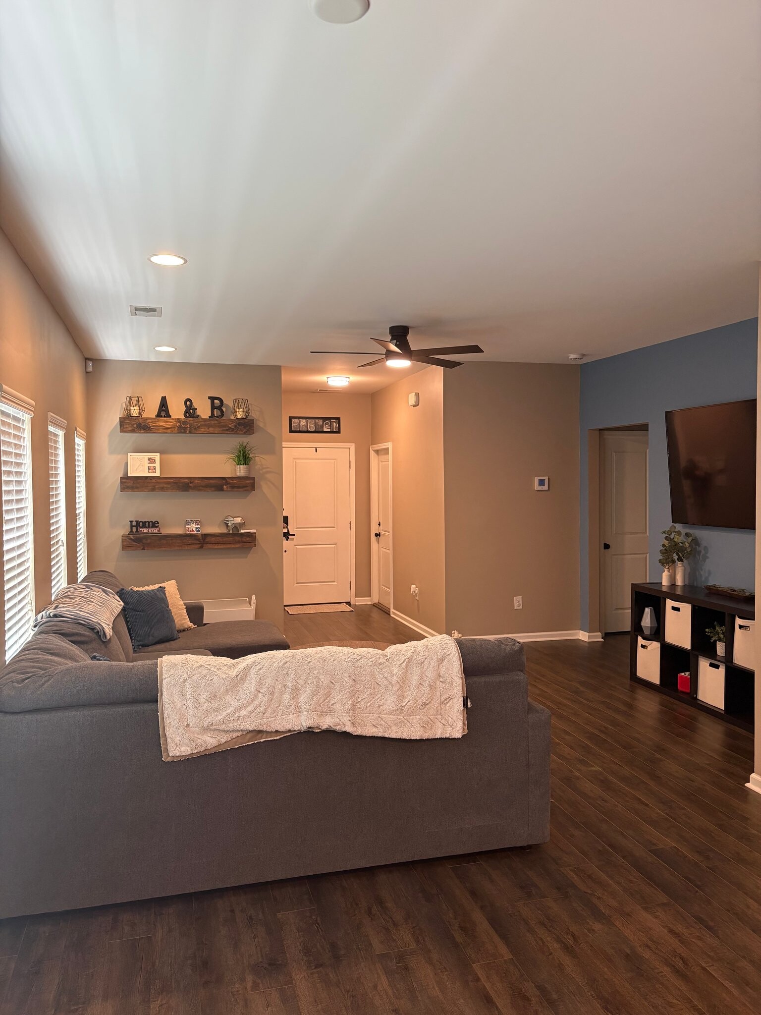 Building Photo - 206 Tuscany Ct