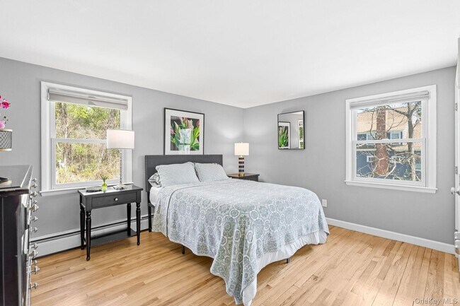 Building Photo - 17 Cottage Pl