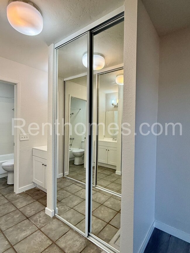 Building Photo - Mira Mesa, 8488 New Salem St #69, 2 Master...