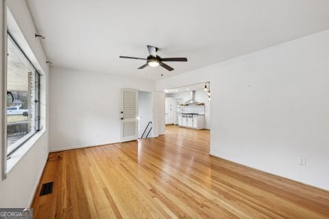 Building Photo - 2562 Farley St