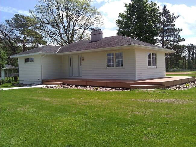 Building Photo - 3035 Martin Rd