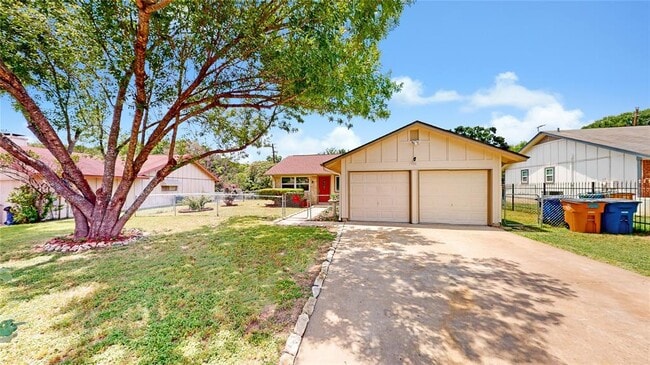 Building Photo - 5906 Wagon Bend