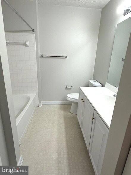 Building Photo - 5327 Abbeywood Ct