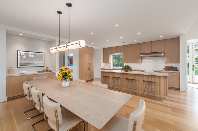 Building Photo - 610 Wildberry Ln