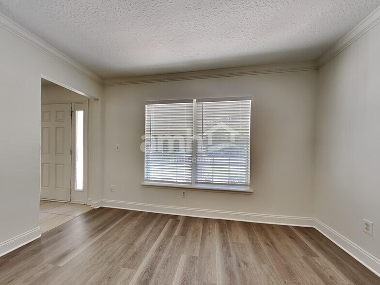 Building Photo - 2360 Cherokee Cove Trl