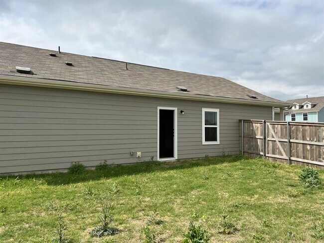 Building Photo - 7501 Ivy Trellis Trl