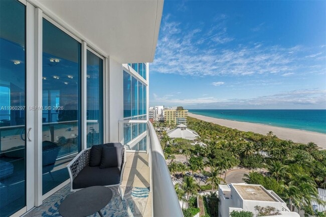 Building Photo - 50 South Pointe Dr