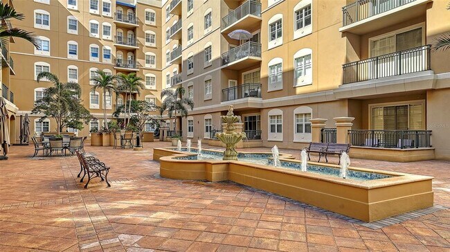 Building Photo - 1064 N Tamiami Trl