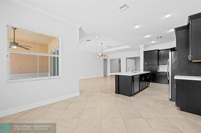 Building Photo - 6412 SW 55th Pl