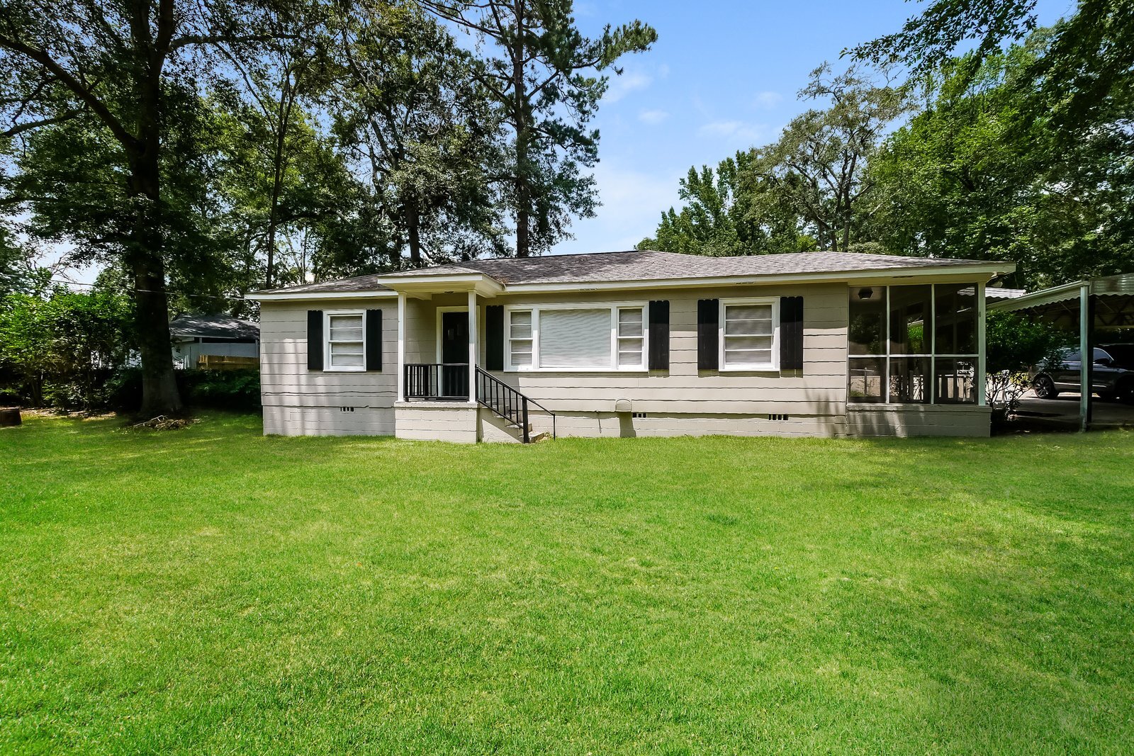 Building Photo - 4273 Adams St