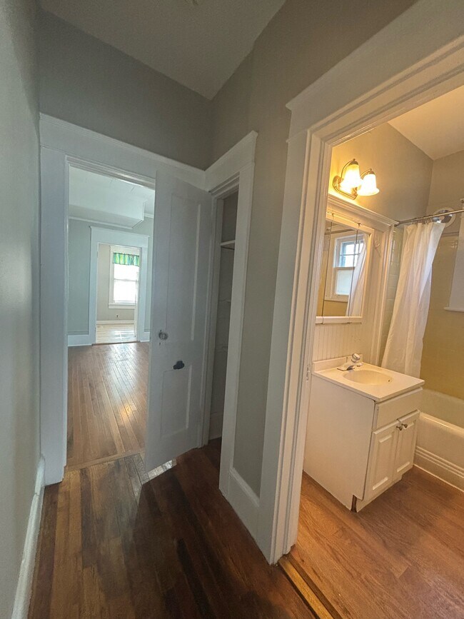 Building Photo - 202-B N Virginia Ave